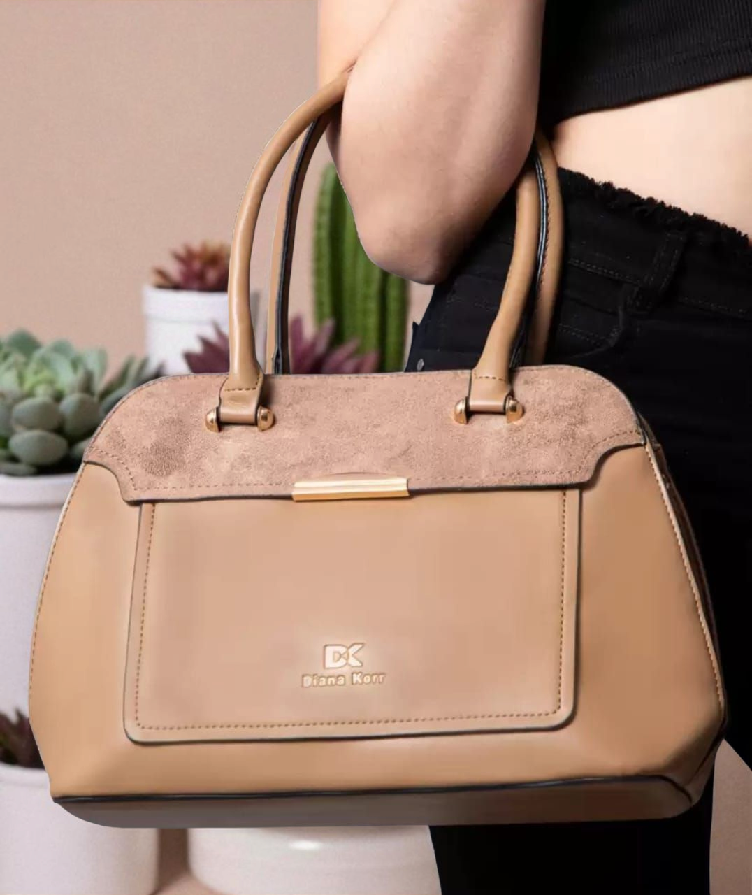 Diana Korr - Sructured Handheld shoulder bag