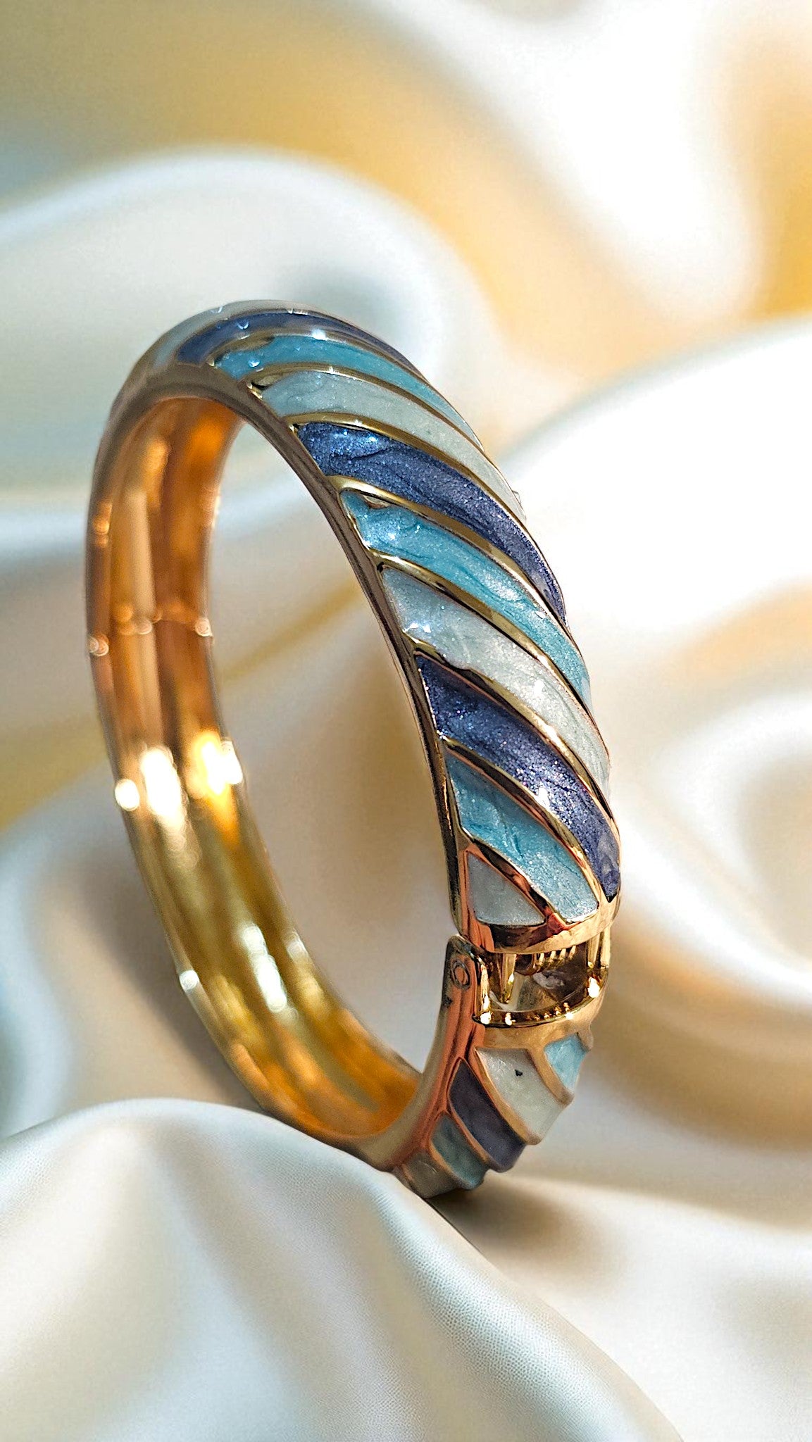 Ocean Wave Enamel Bangle