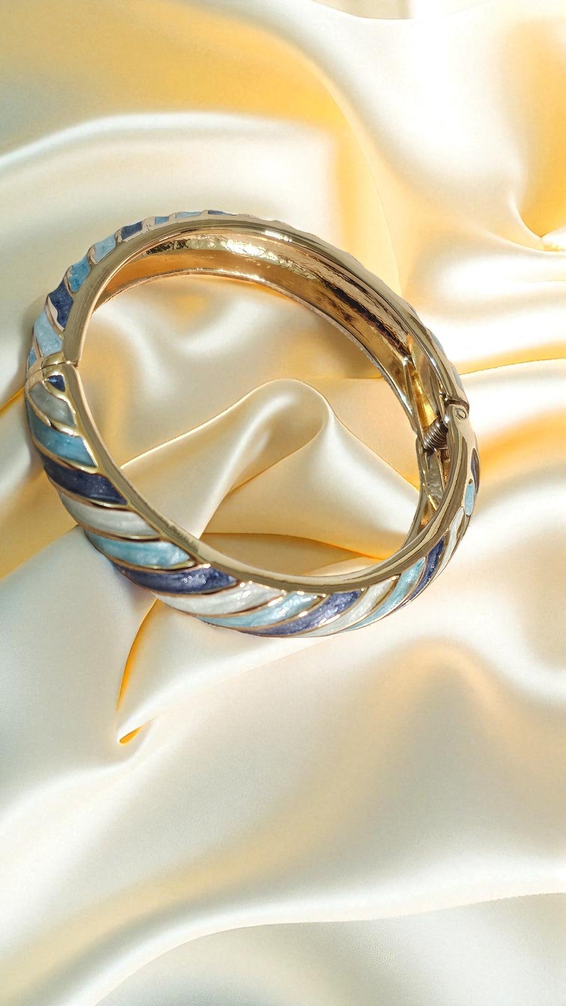 Ocean Wave Enamel Bangle