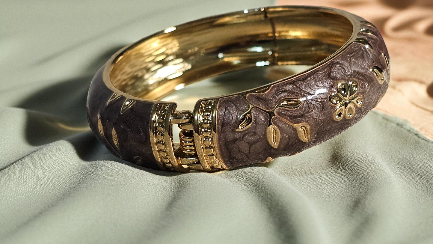 Golden Floral Vine Bangle