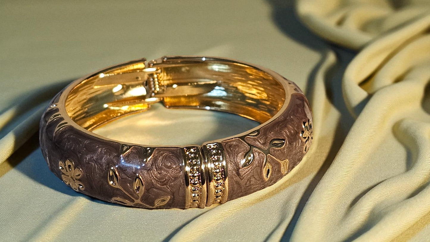 Golden Floral Vine Bangle