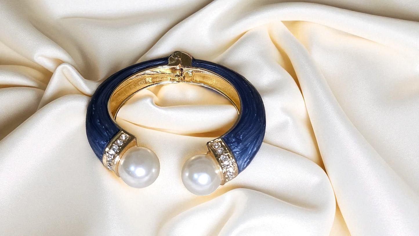 Midnight Pearl Luxe Cuff