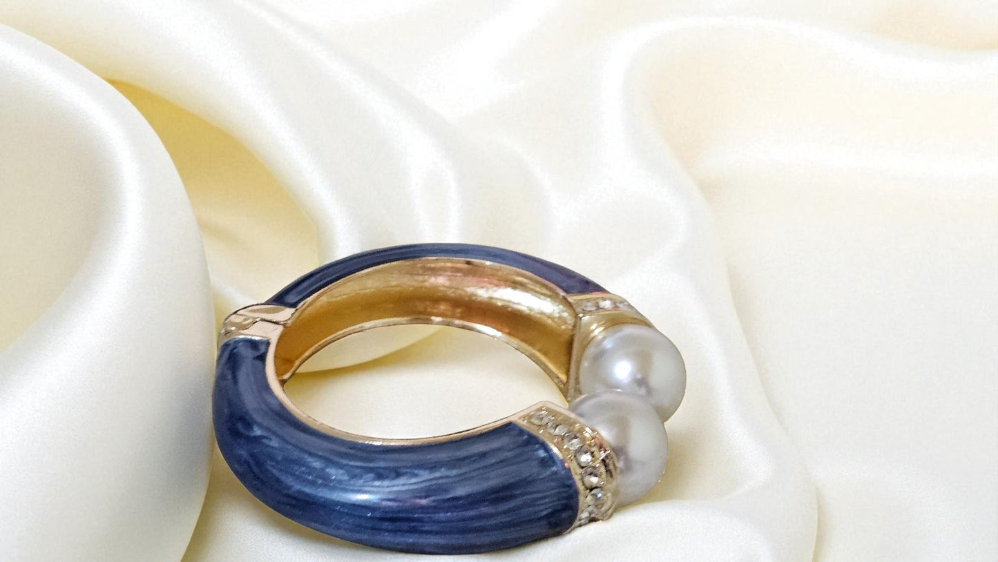 Midnight Pearl Luxe Cuff