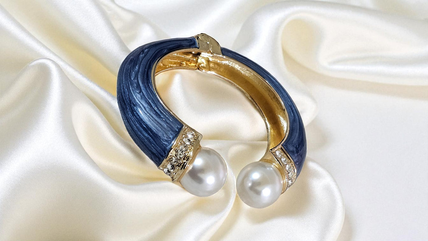 Midnight Pearl Luxe Cuff