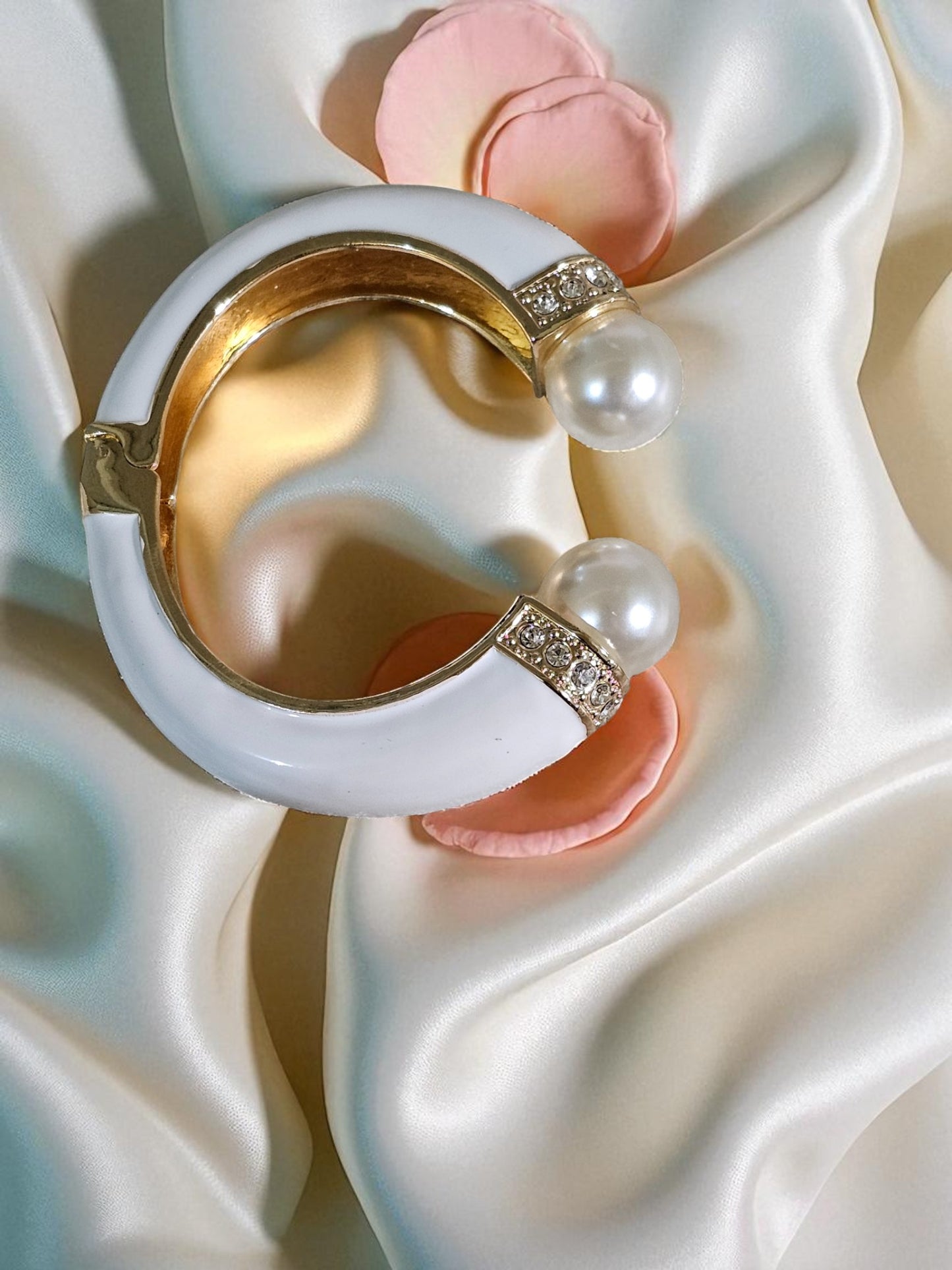 Ivory Pearl Luxe Cuff