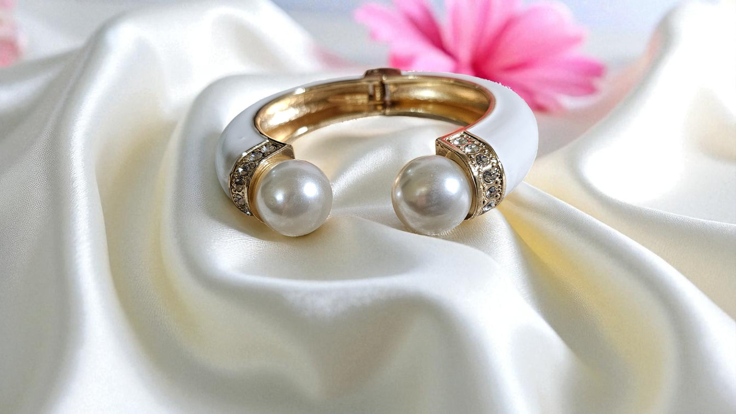 Ivory Pearl Luxe Cuff